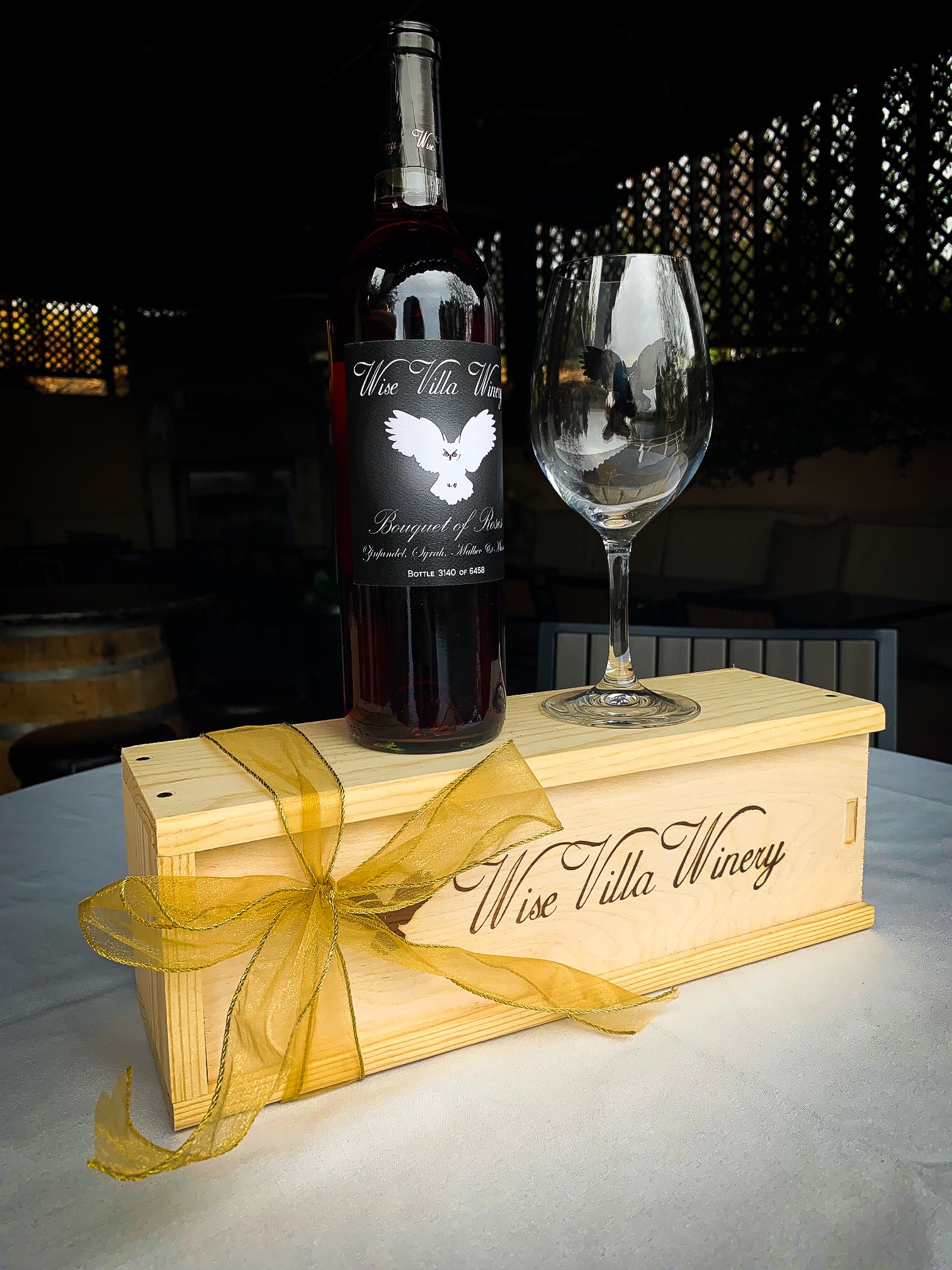 Product Image for Wooden Wine Box - single bottle